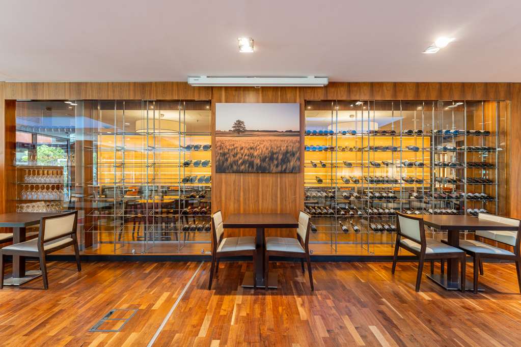 מזון ומשקאות