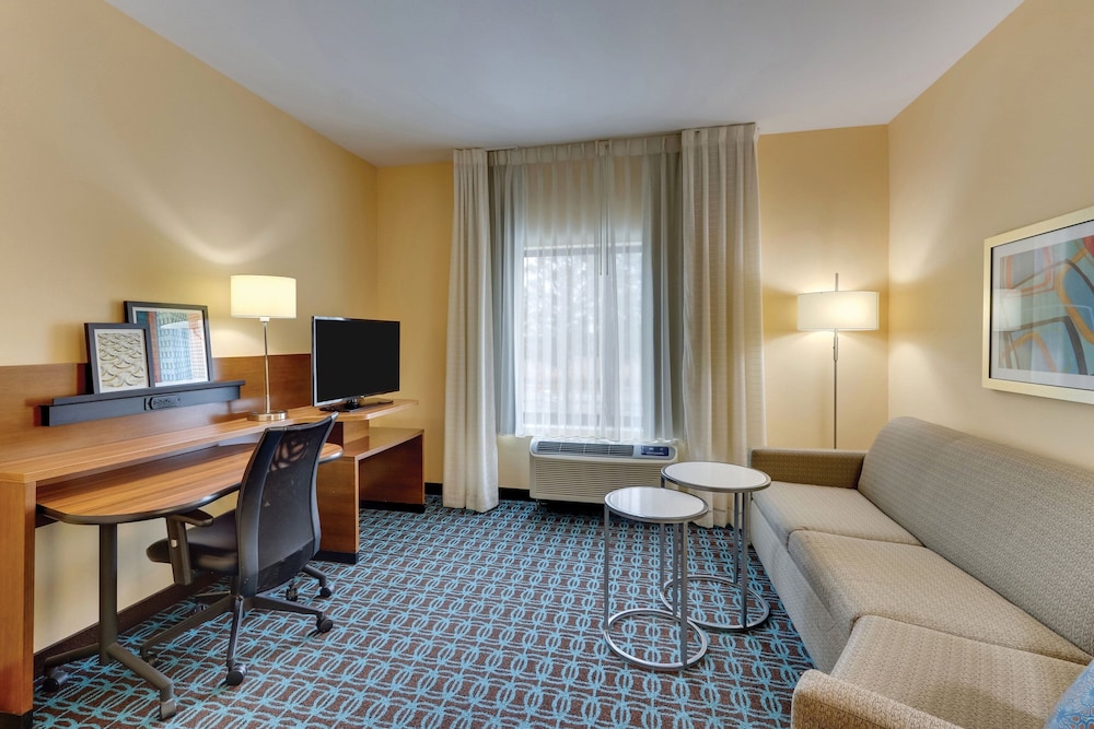 Fairfield Inn & Suites Dunn I 95 - photo 20