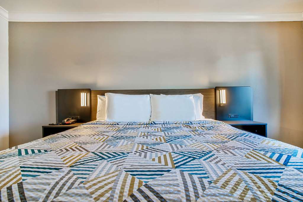 Motel 6 Menifee CA - photo 14