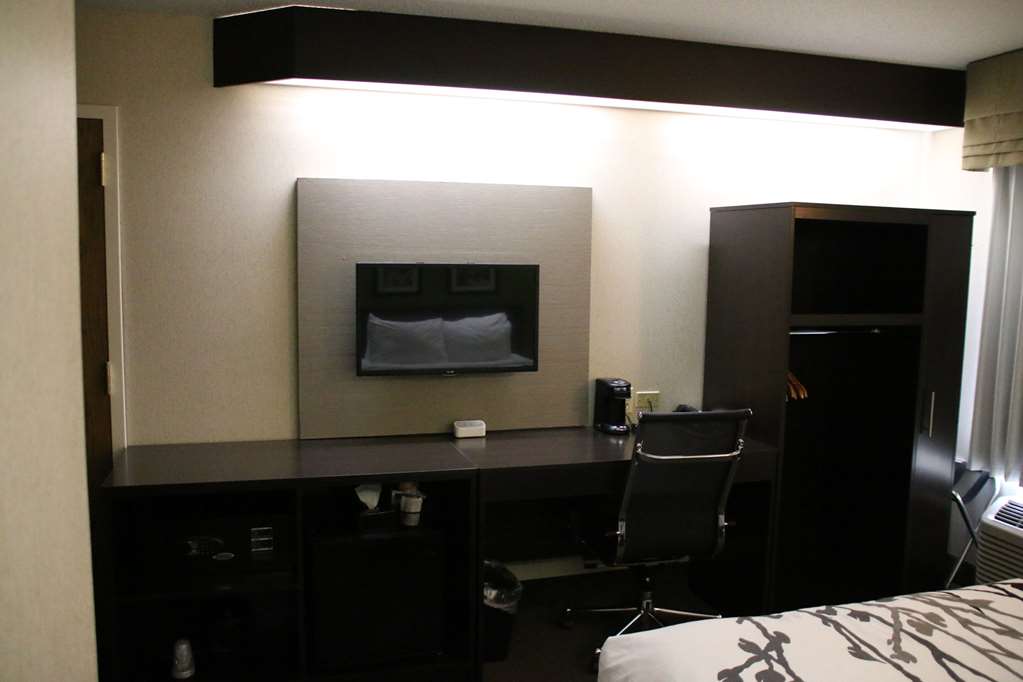 Sleep Inn near Great Lakes Naval Base - photo 16