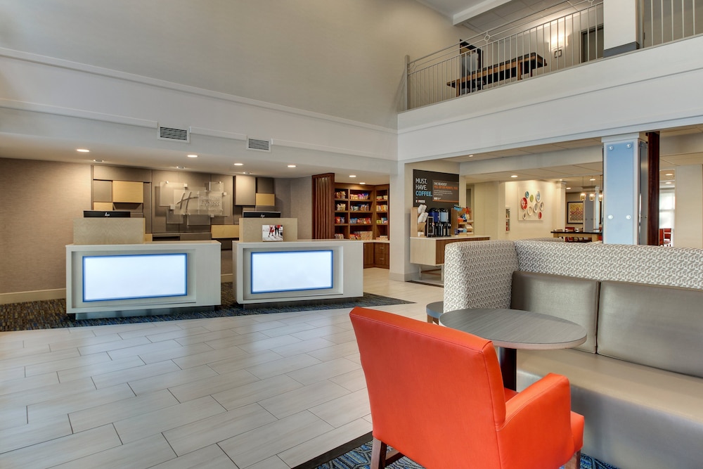 Holiday Inn Express Atlanta Emory University Area by IHG - photo 77