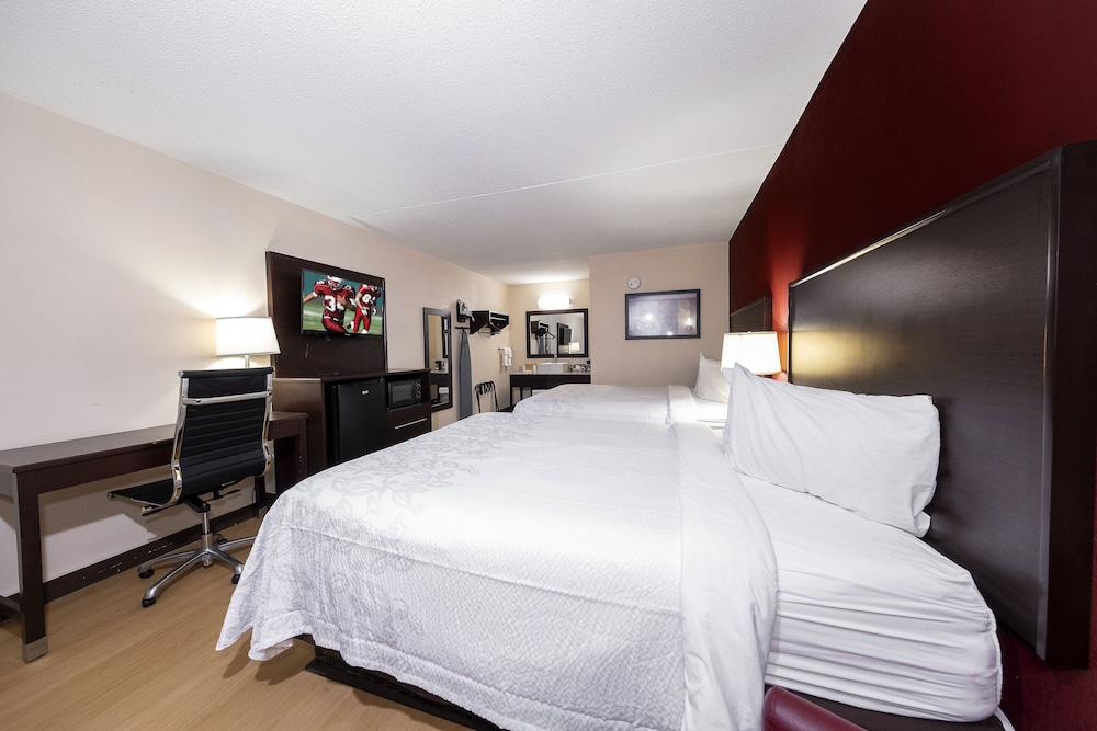 Red Roof Inn PLUS Huntsville Madison - photo 5
