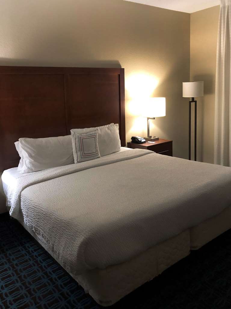 Comfort Inn & Suites Phoenix North Deer Valley - photo 16