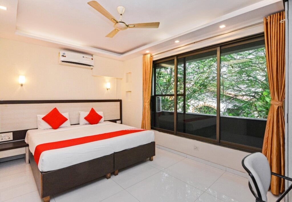 Aishwarya Apartment by Oyo Rooms