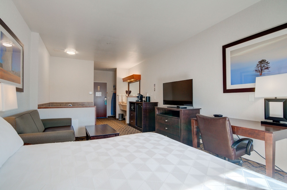 Holiday Inn West Yellowstone by IHG. - photo 40