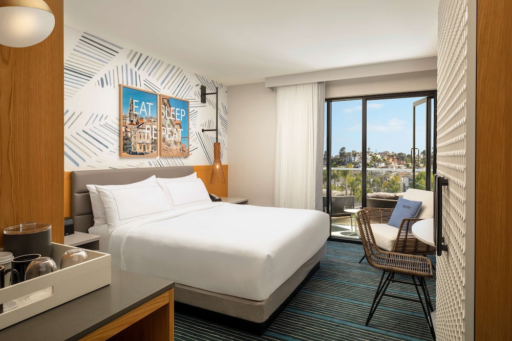 The Monsaraz San Diego Tapestry Collection by Hilton - photo 14