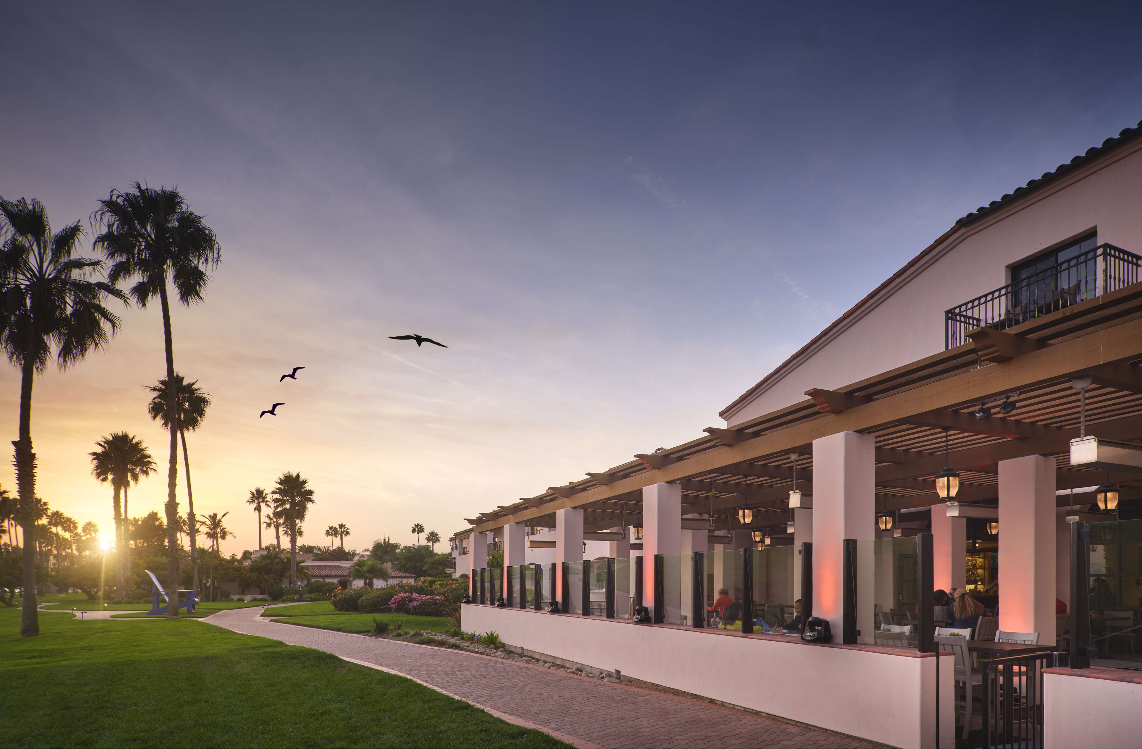 Hilton Santa Barbara Beachfront Resort - photo 6