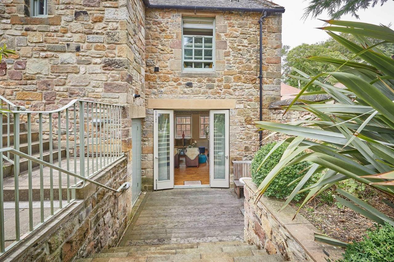 Spence Lodge Cosy 2 Bed Stone Cottage Alnmouth — 4-Star Luxury Hotel in Alnmouth, United Kingdom
