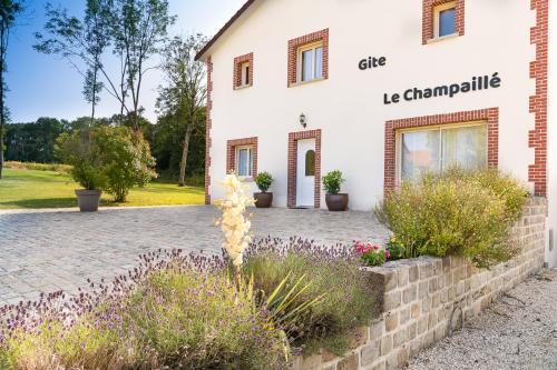 Le Champaillé - carbon neutral hotel in Dormans