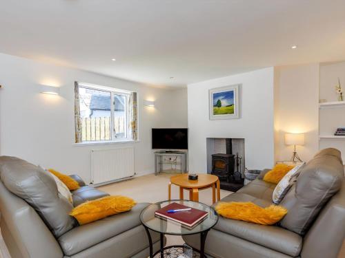 Willow Cottage Uk39244 — 5-Star Luxury Hotel in Inverness, United Kingdom