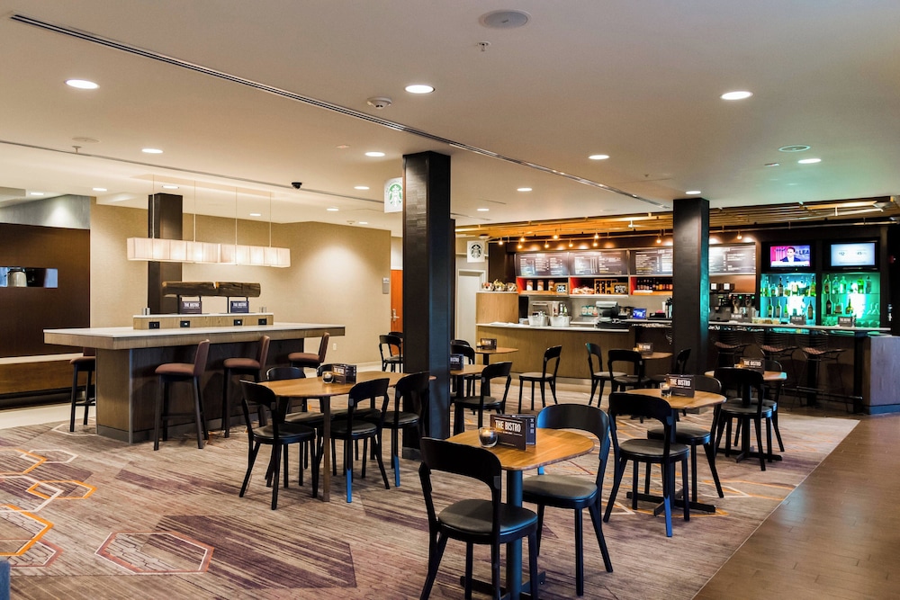 Courtyard Marriott Lafayette - photo 35