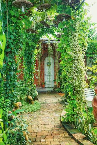 Mekong Pottery Homestay Green Friendly & Boat Tour — 4-Star Luxury Hotel in Vinh Long, Vietnam