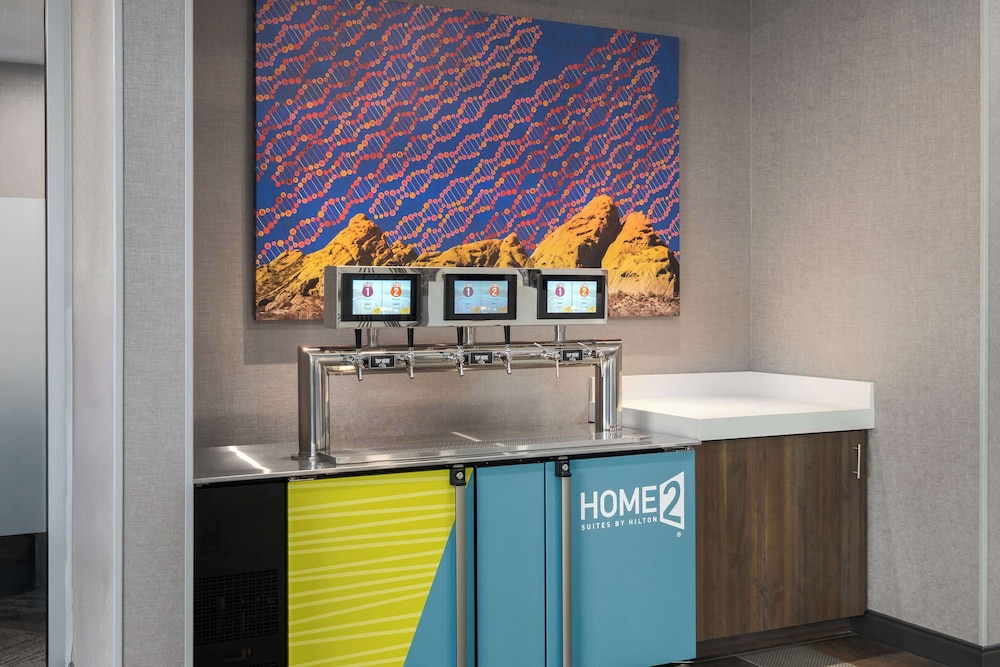 Tru by Hilton Phoenix Midtown - photo 15