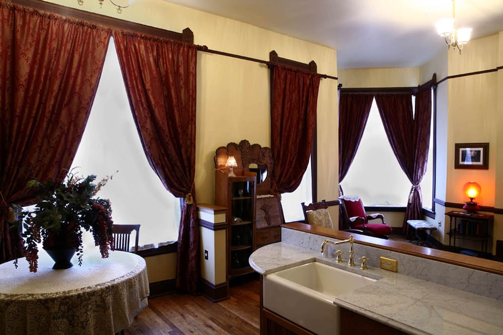 Martin & Mason Hotel - photo 19