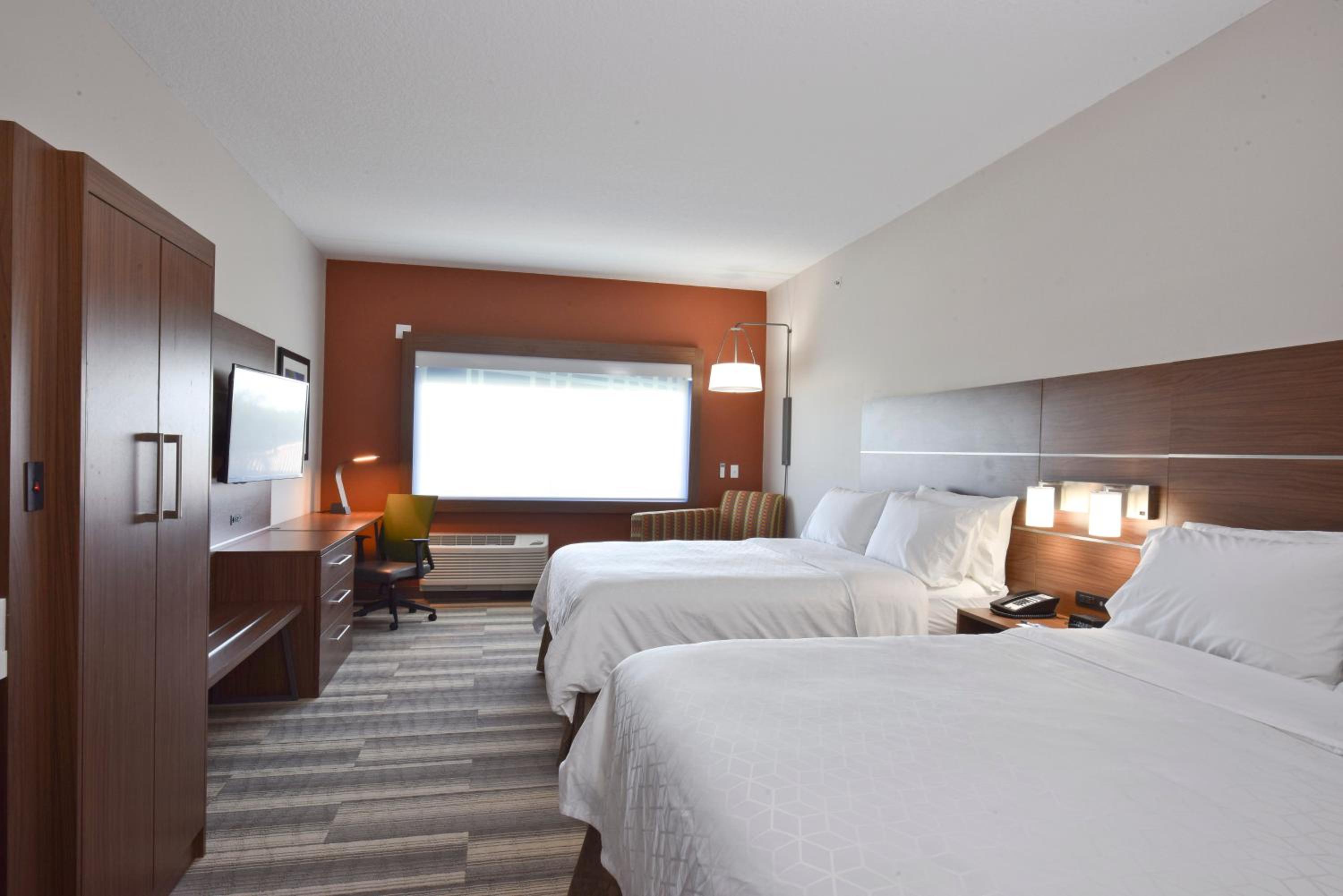 Holiday Inn Express & Suites Orlando Southeast by IHG - photo 33