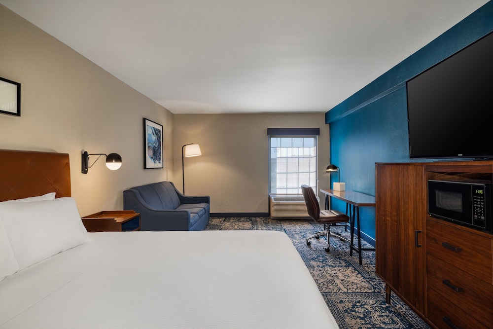 Four Points by Sheraton Greensboro Airport - photo 16