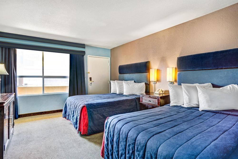 Travelodge by Wyndham Las Vegas Center Strip