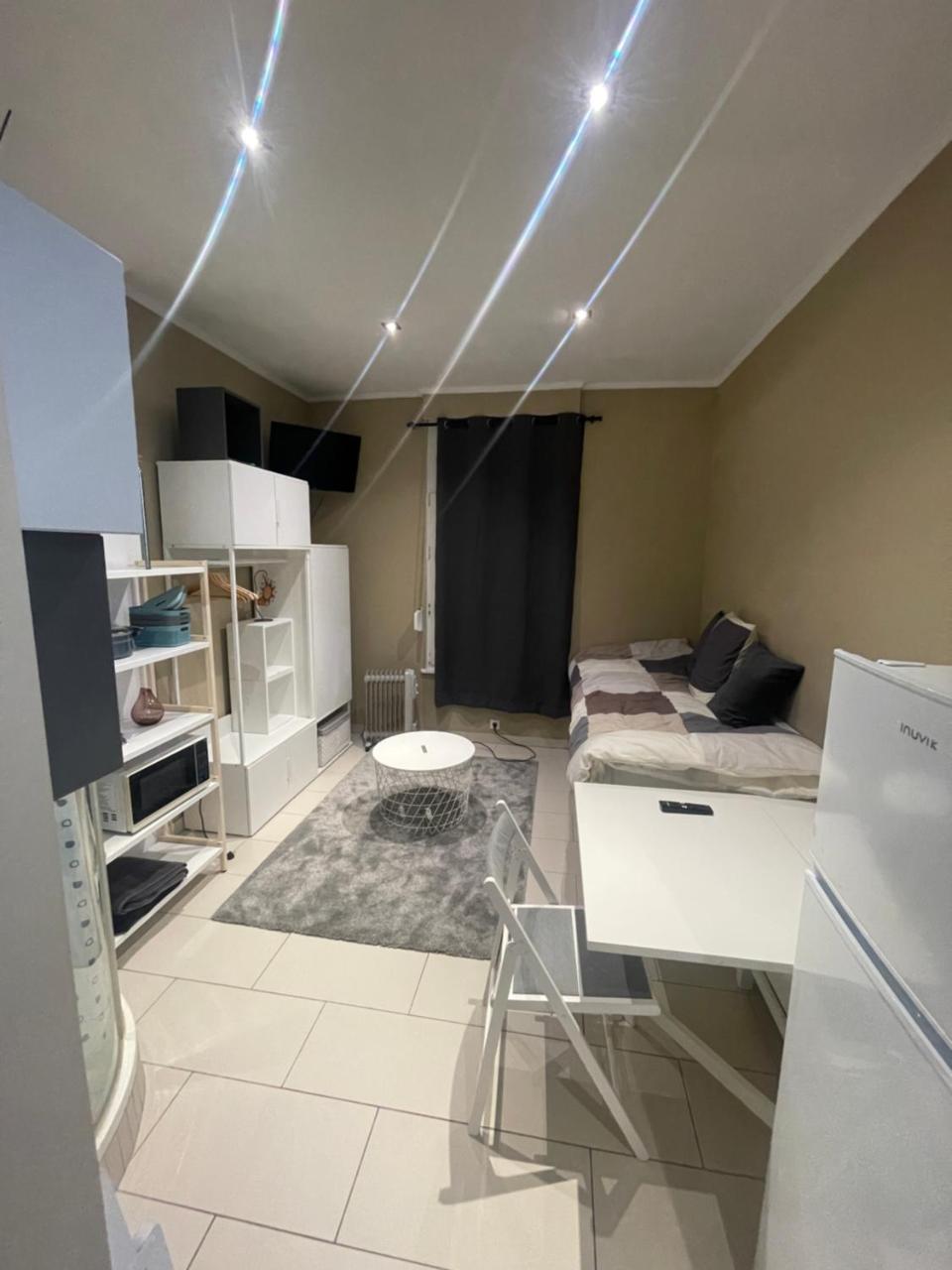 Studio a Louer — hotel in Esch-Sur-Alzette