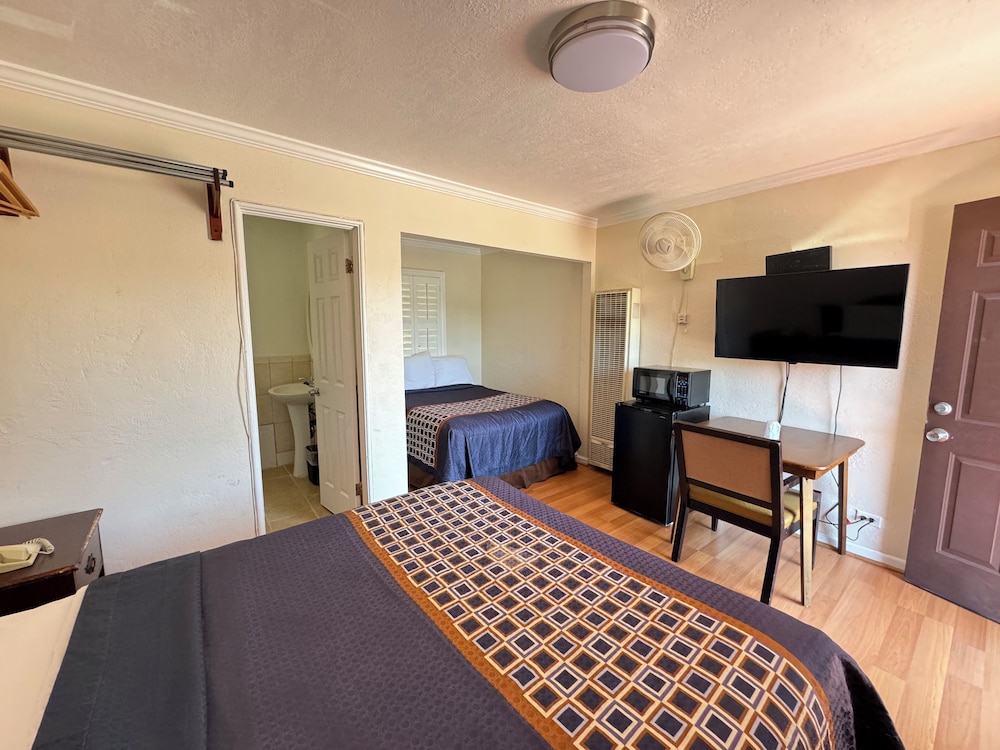 Tamalpais Motel - photo 16