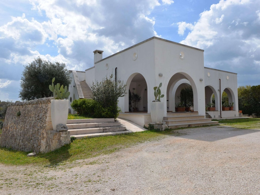 Villa in Casalini with Pool & Olive Garden — 4-Star Luxury Hotel in Ostuni, Italy