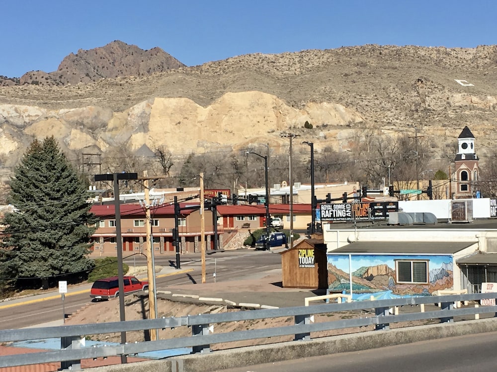 Parkview Inn Motel - photo 41