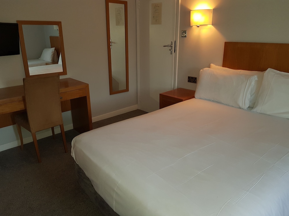 Tri Star Hotel — Birmingham — photo 3