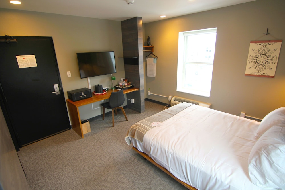 The Oxbow Hotel - photo 7