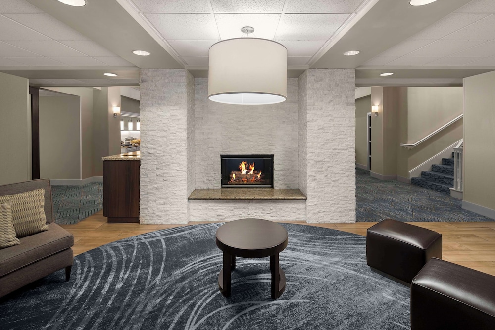 Homewood Suites by Hilton Hillsboro Beaverton - photo 3