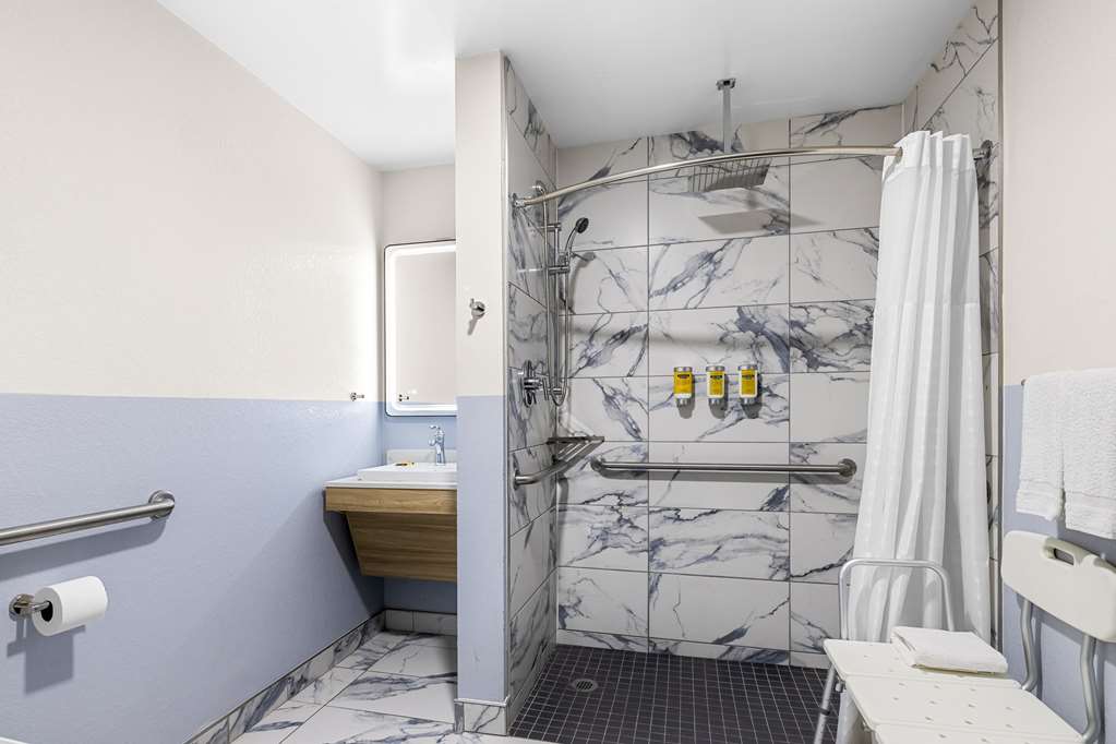 Best Western Buffalo Inn Suites - photo 12