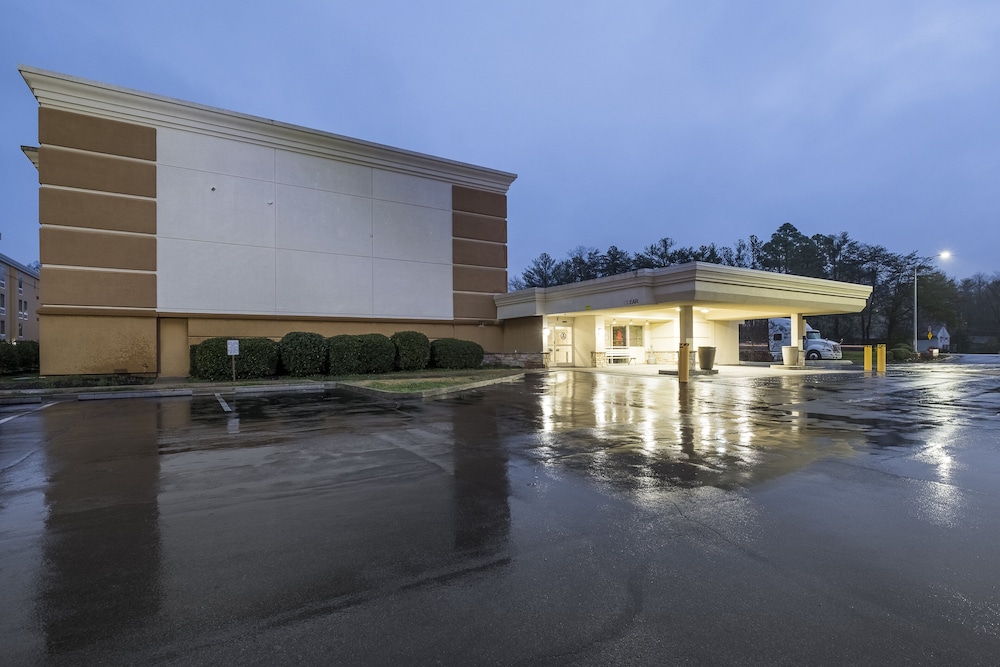 Red Roof Inn Knoxville Central Papermill Road - photo 34