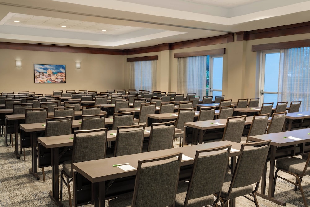 Courtyard by Marriott Fort Lauderdale Airport & Cruise Port - photo 34
