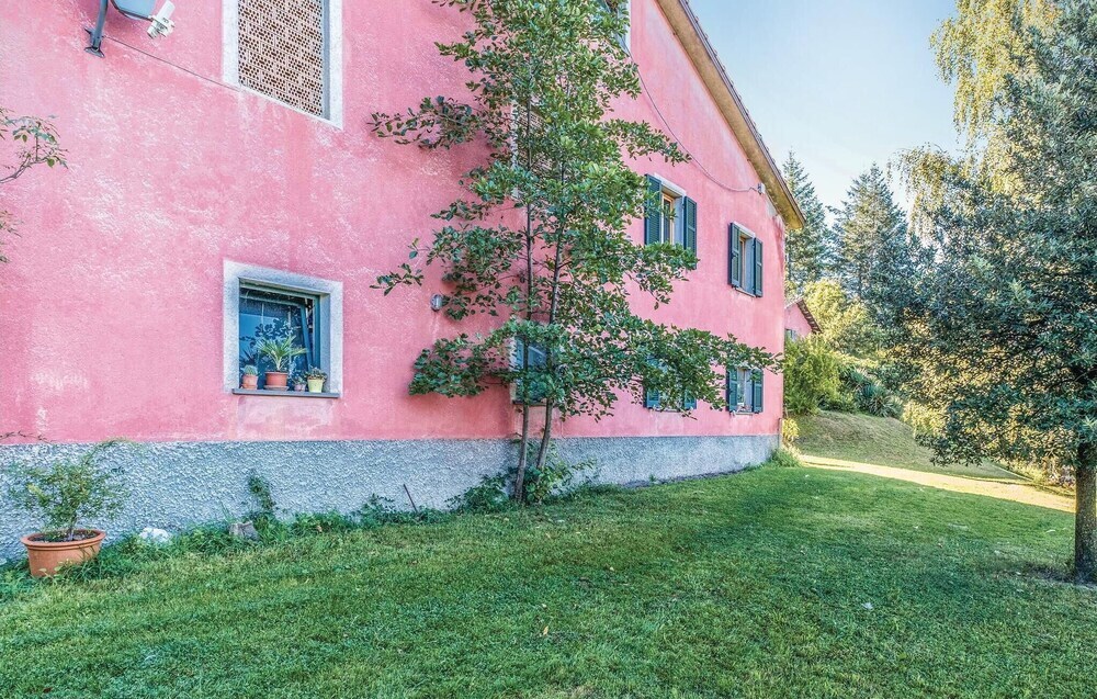 Casa Il Gumo — 4-Star Luxury Hotel in Varese Ligure, Italy