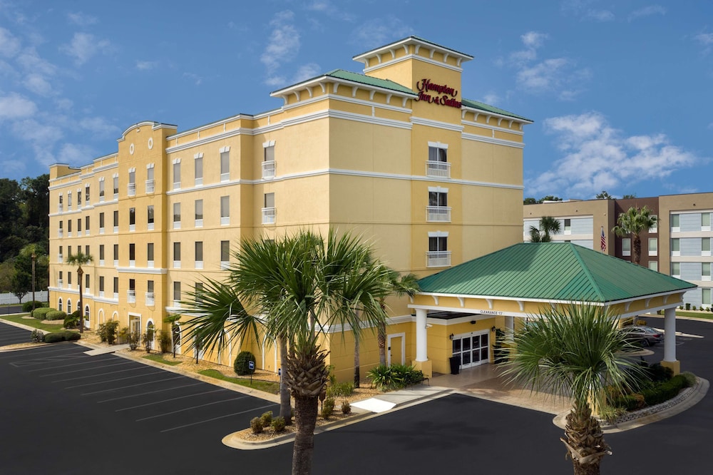 Hampton Inn & Suites Lake City - featured photo