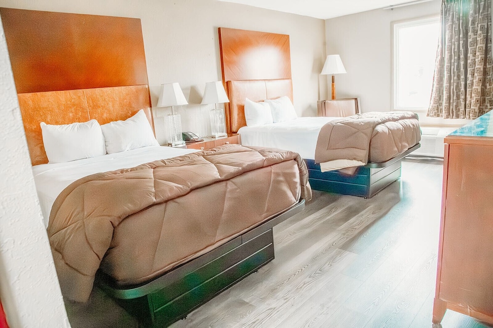 Country Garden & Suites - photo 15