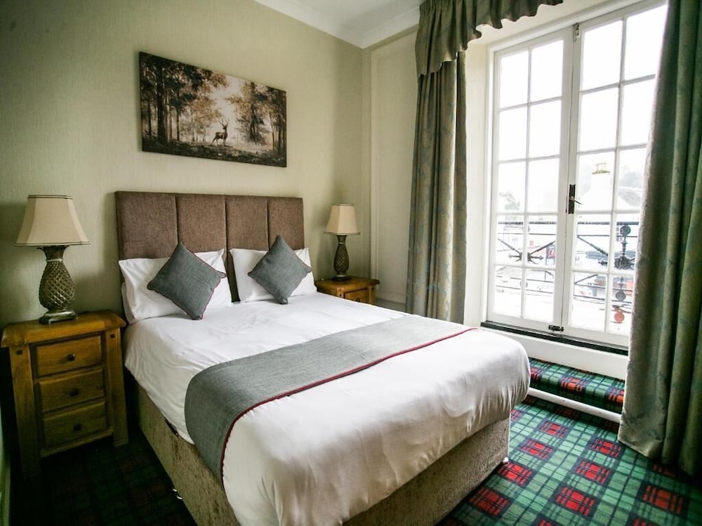 The National Hotel — hotel in Dingwall