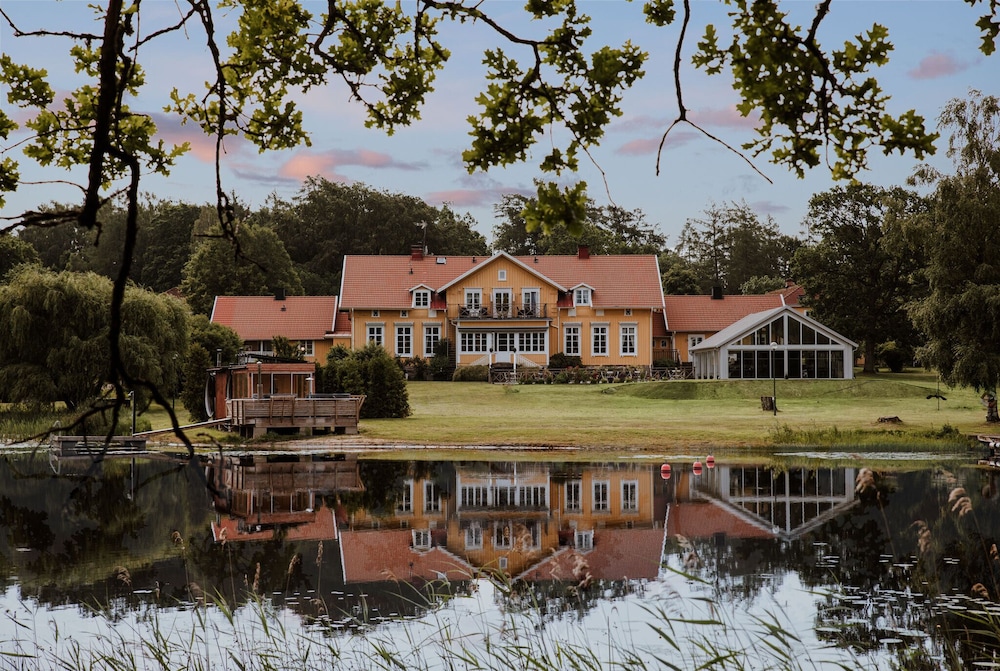 Toftaholm Herrgård - last minute hotel in Lagan