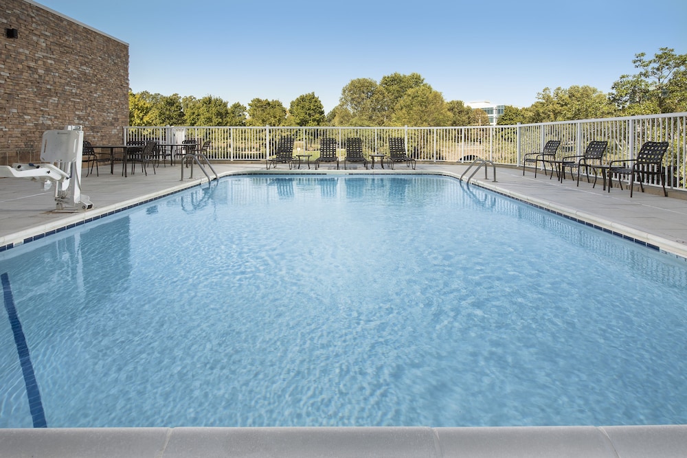 Hilton Garden Inn Columbia Airport - photo 34