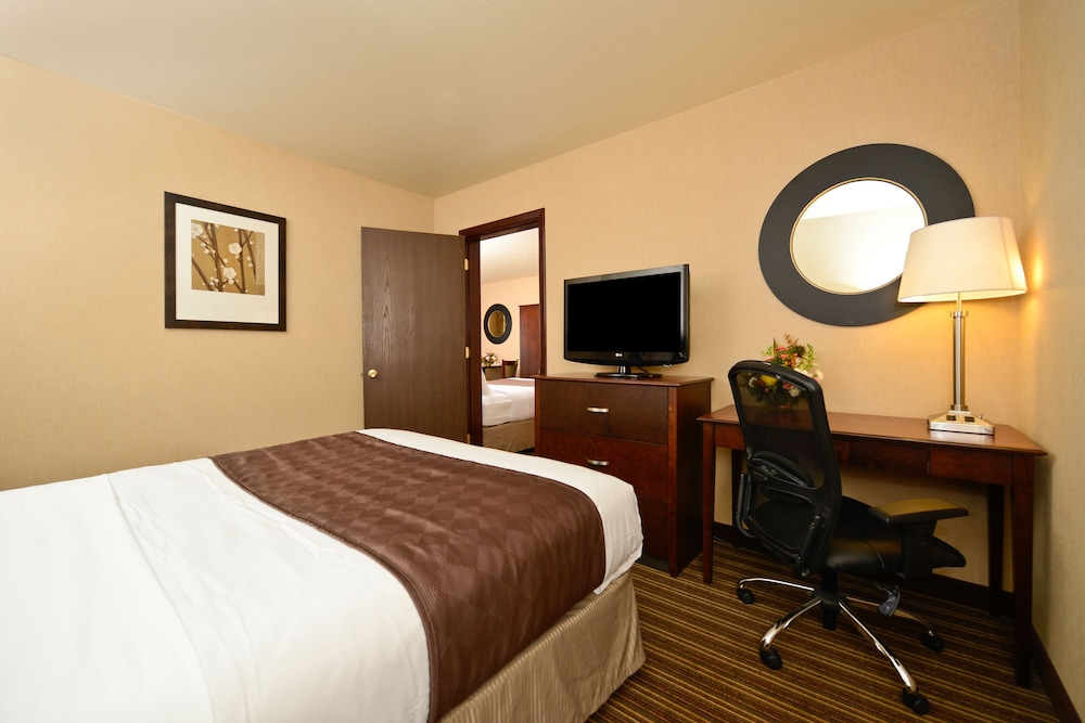 Yellowstone Westgate Hotel - photo 14