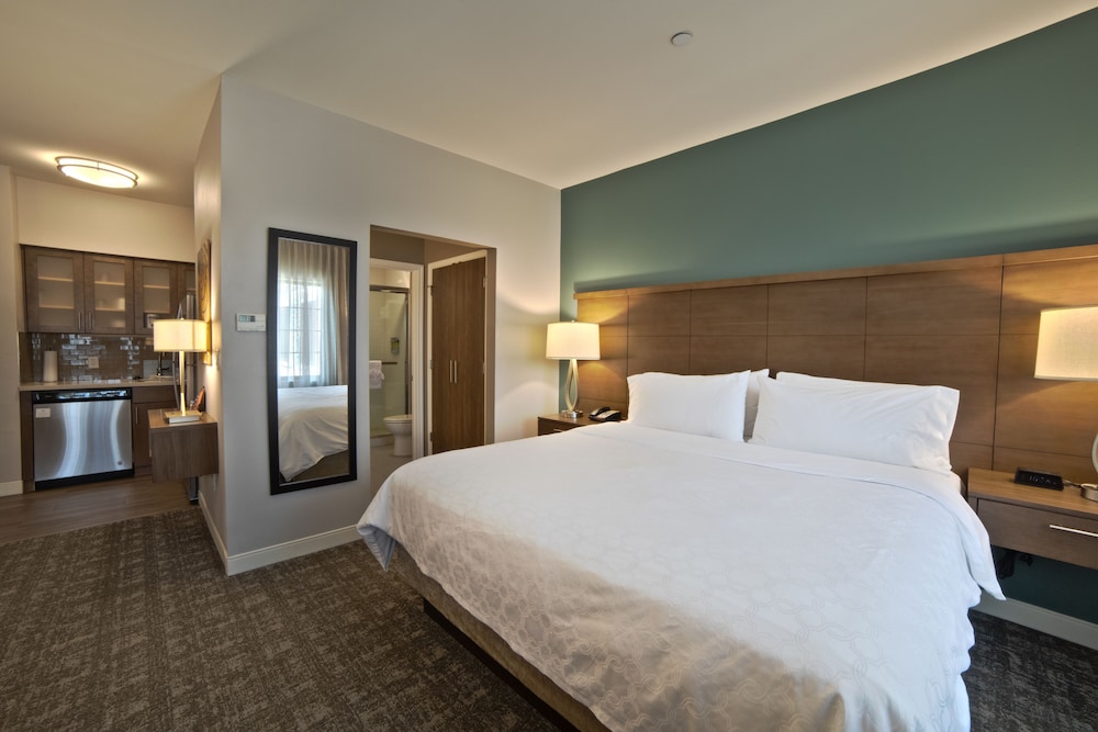 Staybridge Suites Houston Humble Beltway 8 E by IHG - photo 13