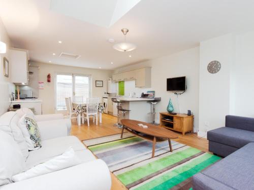 Tappers Quay Apt 2 — 4-Star Luxury Hotel in Salcombe, United Kingdom