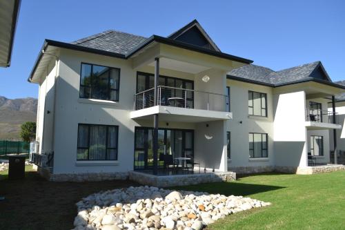 Pearl Valley Suite 504 — 4-Star Luxury Hotel in Paarl, South Africa
