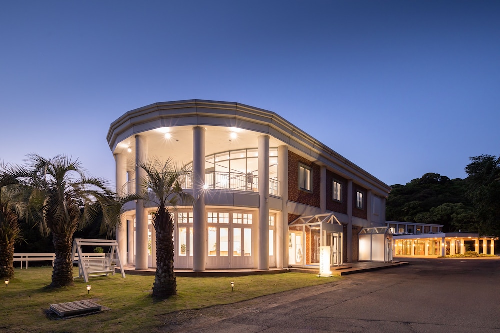 Kujyukushima Seaside Terrace Hotel & Spa Hanamizuki in Sasebo, Japan