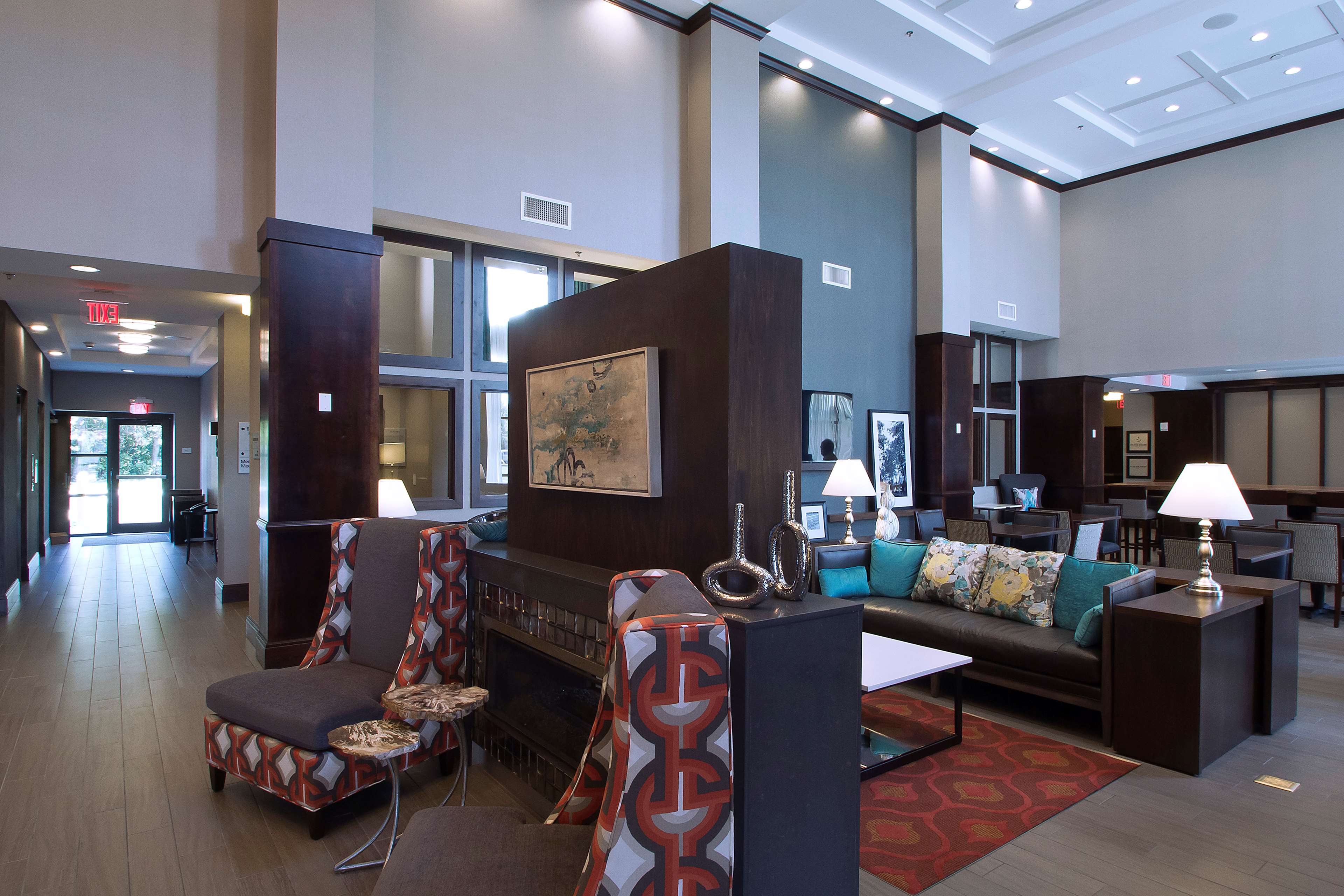 Hampton Inn & Suites Columbus University Area - photo 16