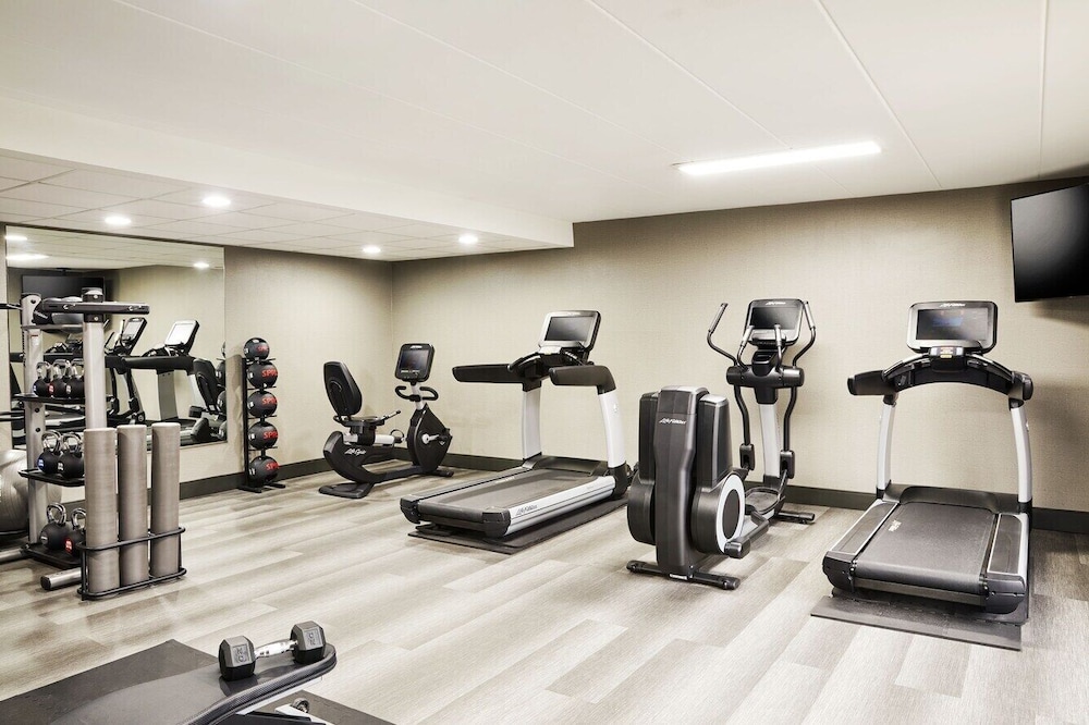 Four Points by Sheraton Chicago Westchester Oak Brook - photo 23