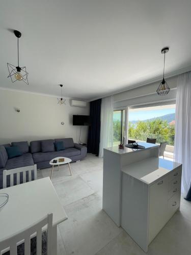 Villa Le Grand Bleu — 4-Star Luxury Hotel in Podgorica, Montenegro
