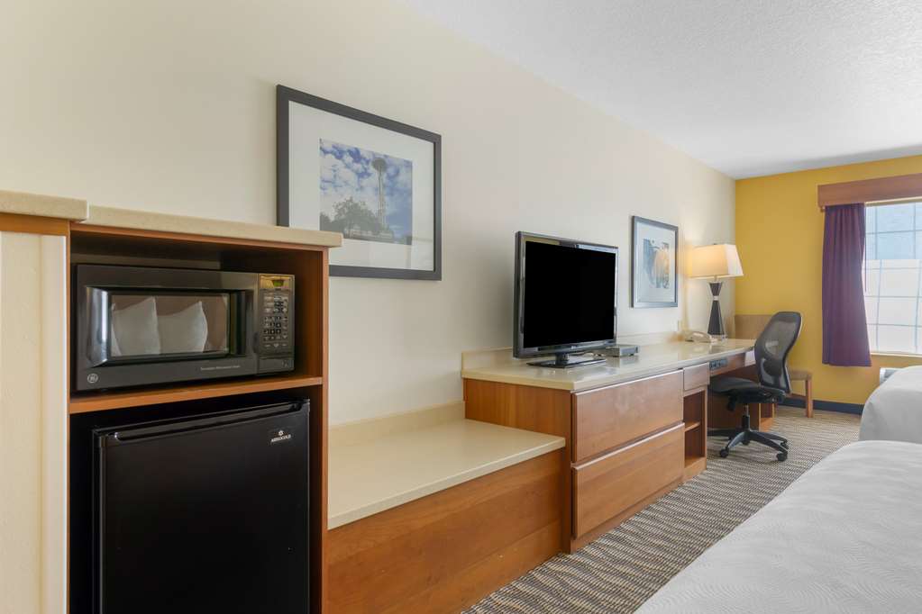 Best Western Plus Park Place Inn & Suites - photo 12