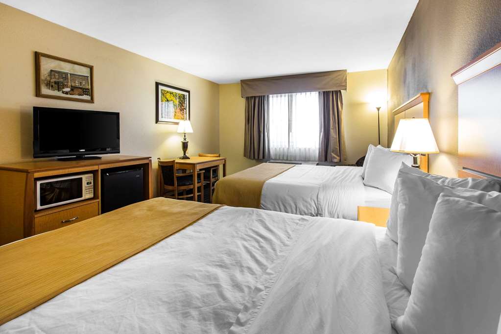 Quality Inn & Suites Silverthorne Copper Mountain - photo 11