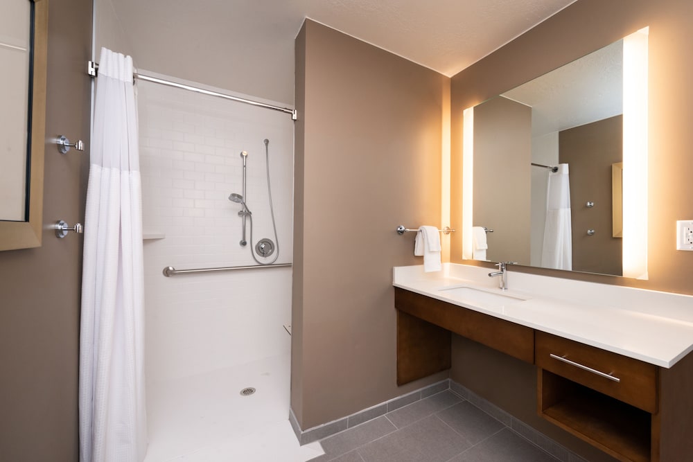 Staybridge Suites St George by IHG - photo 25