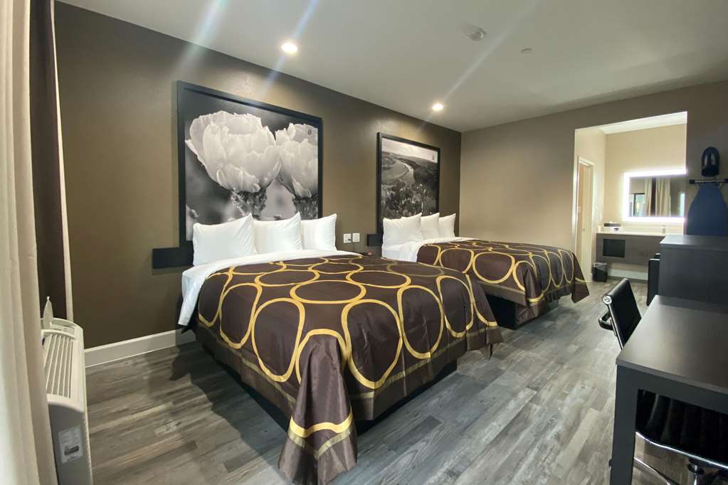 Super 8 by Wyndham Houston NW Beltway 8 West Rd - photo 10
