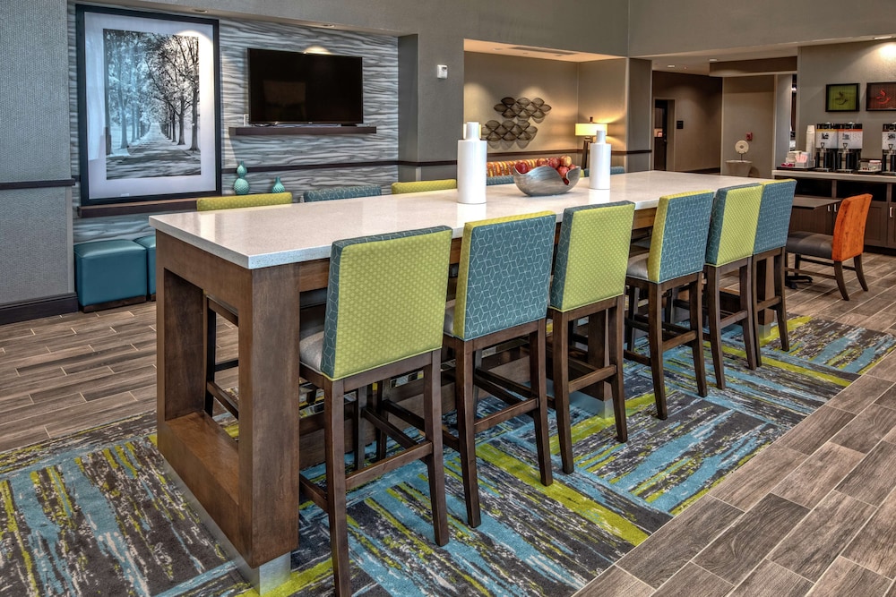 Hampton Inn & Suites Nashville Goodlettsville - photo 37